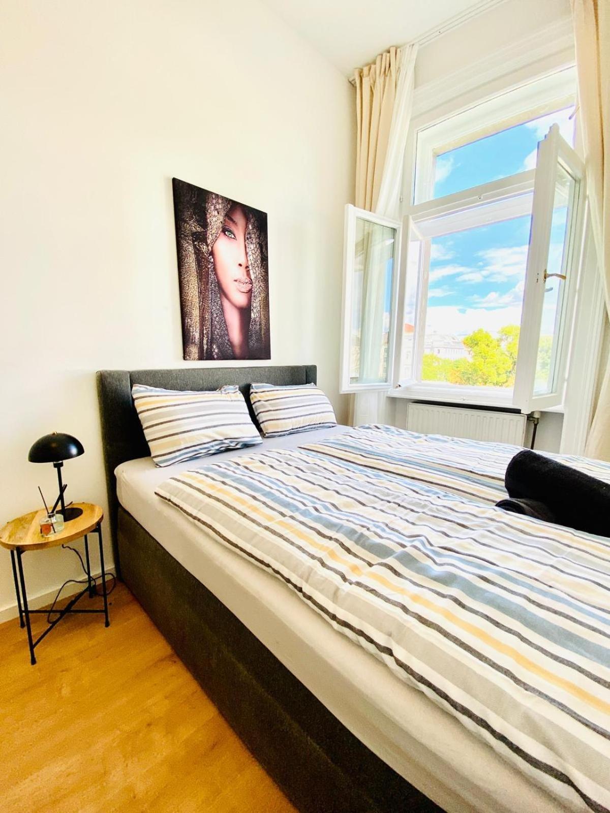 Апартаменти 5Br Shared Apt Ideal For Groups 7 Min To Westbahnhof Відень Екстер'єр фото