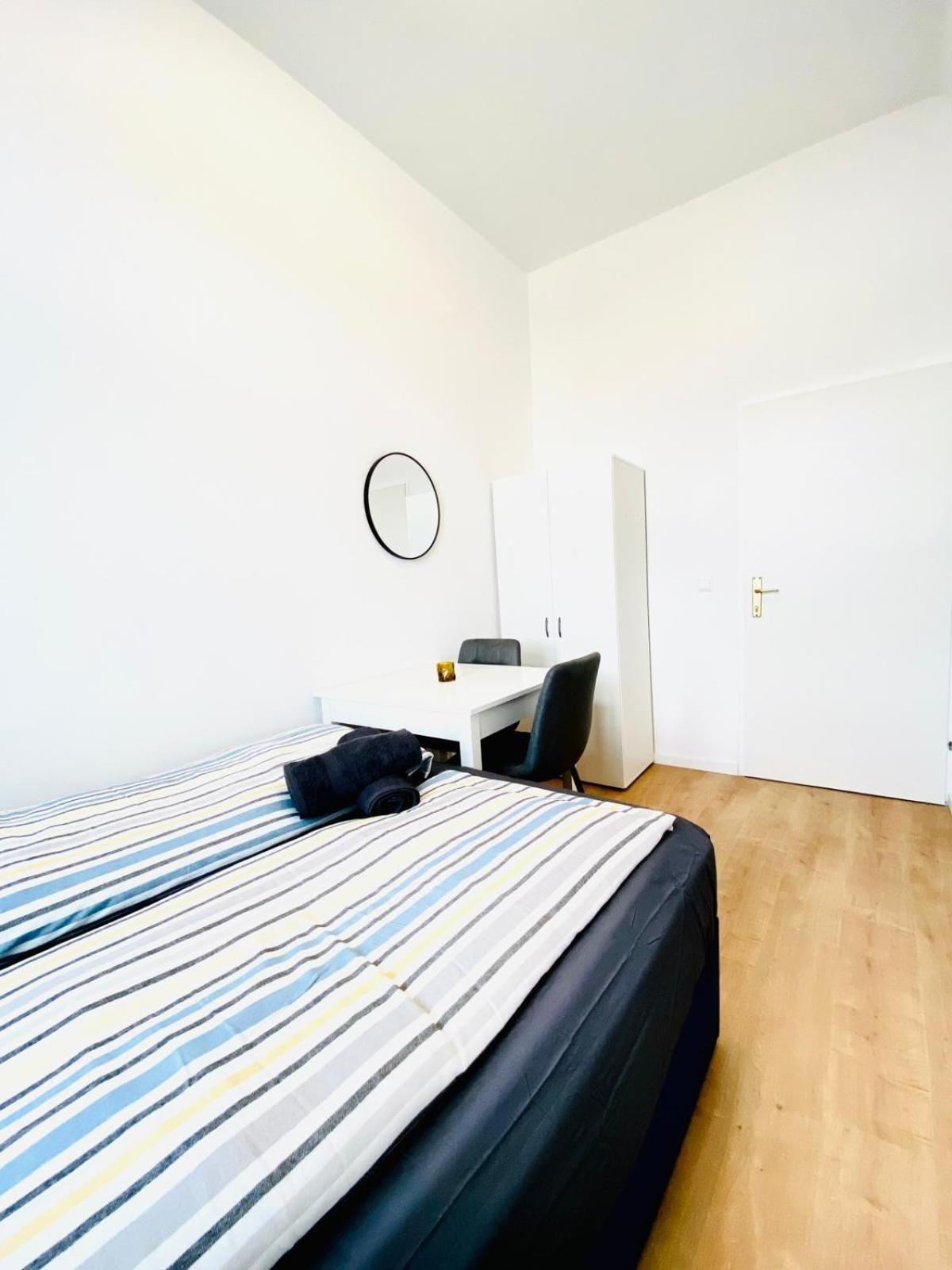 5Br Shared Apt Ideal For Groups 7 Min To Westbahnhof Відень Екстер'єр фото