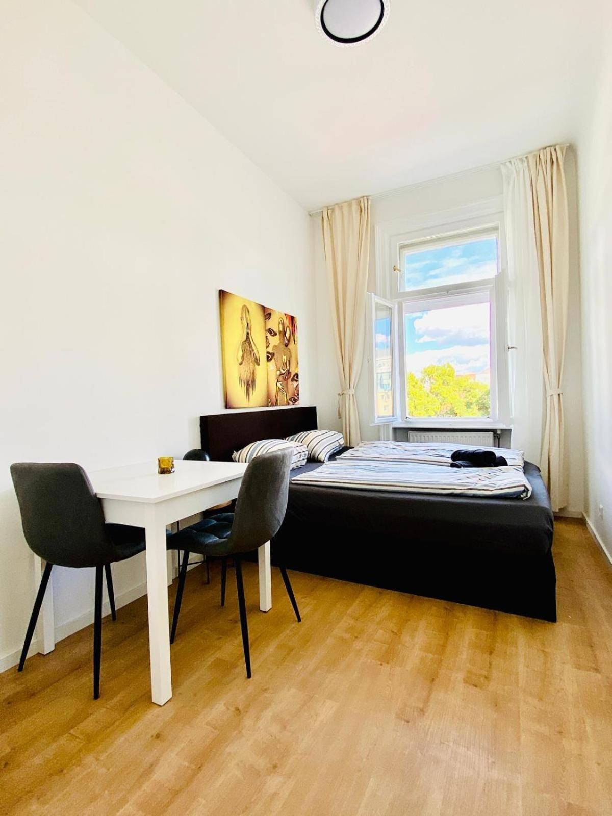 5Br Shared Apt Ideal For Groups 7 Min To Westbahnhof Відень Екстер'єр фото